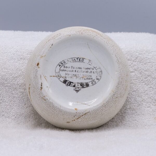 Duncan Gilmour & Co. Ltd Ceramic Matchstriker - Image 2